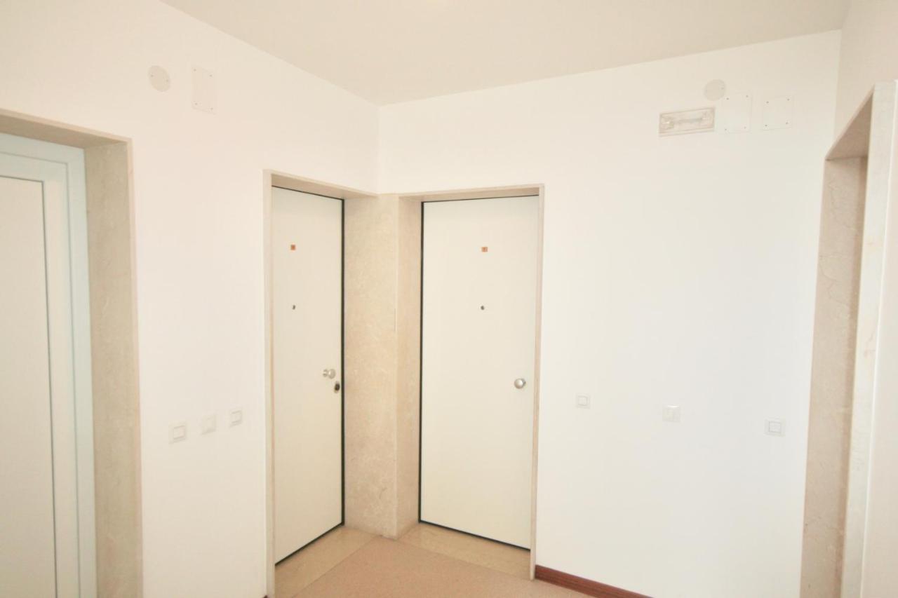 Ba- Tintoretto Apartments - Линьяно-Саббьядоро Экстерьер фото
